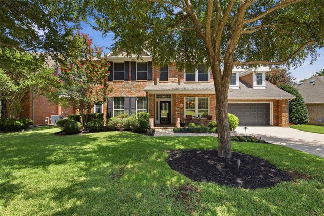 952 Water Oak Drive, Grapevine, TX 76051