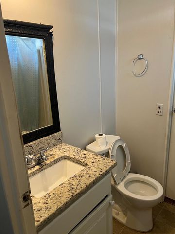 2001 Twin Oaks Drive, Panama City Beach, FL 32408