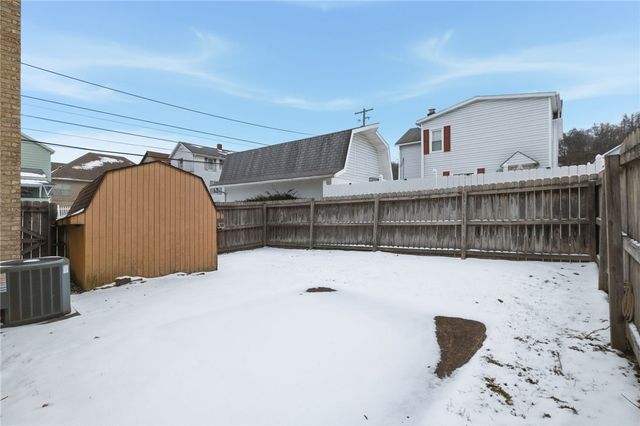 511 Bridge St, Ellwood City, PA 16117