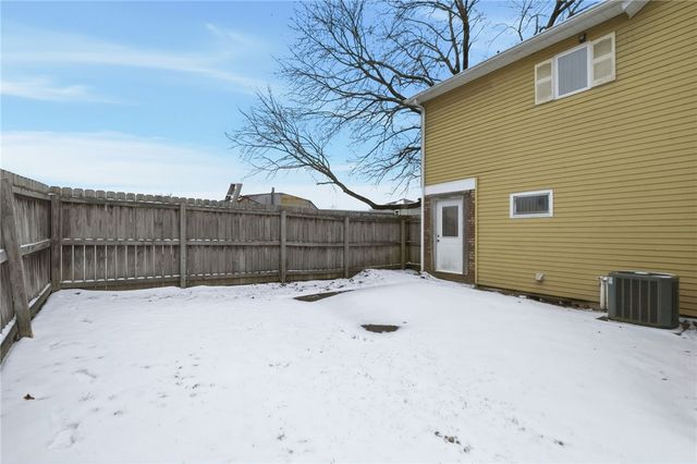 511 Bridge St, Ellwood City, PA 16117