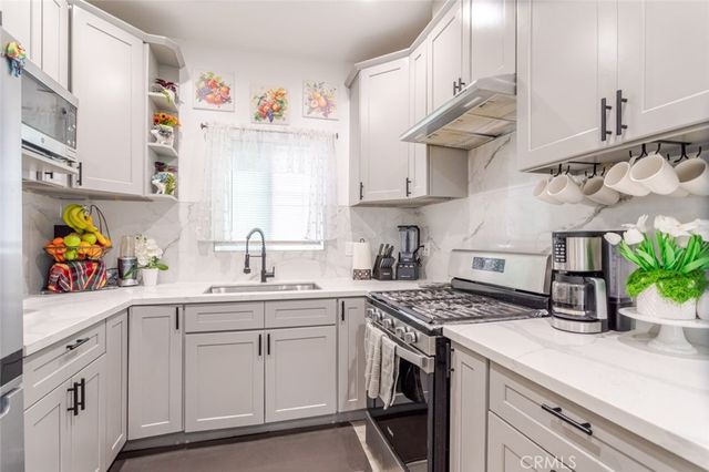 316 W 73rd, Los Angeles, CA 90003