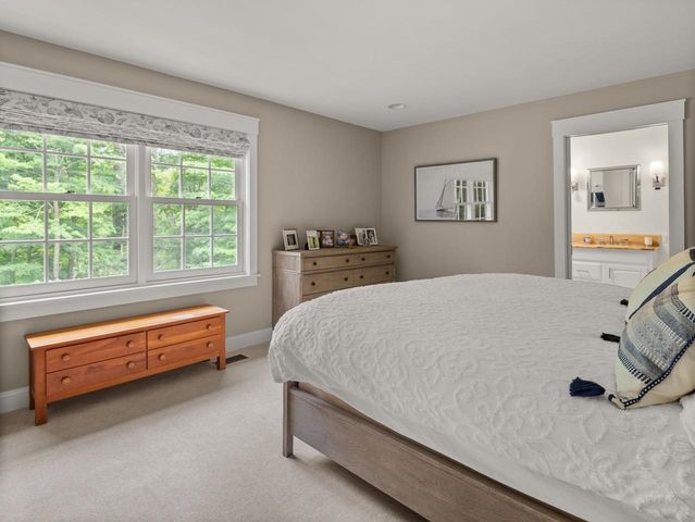 78 Crescent Road, Burlington, VT 05401