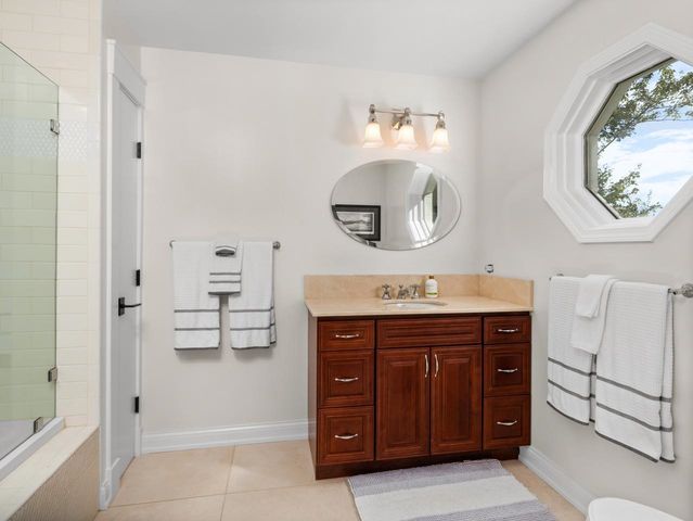 78 Crescent Road, Burlington, VT 05401