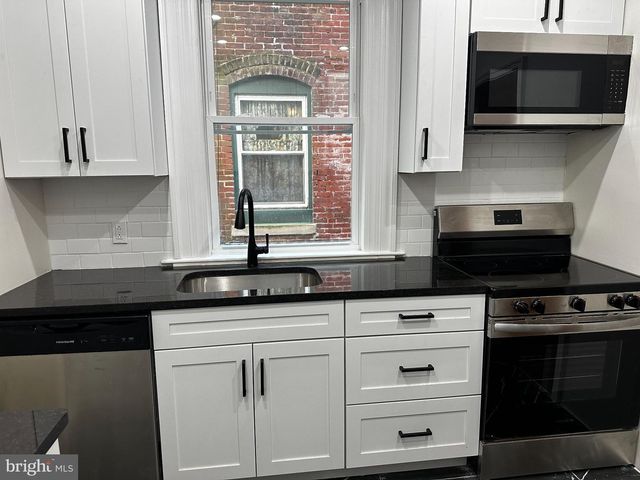 4721 NORTHWOOD ST, Philadelphia, PA 19124