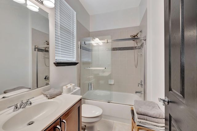 2309 NE 9th Ave 2309, Wilton Manors, FL 33305