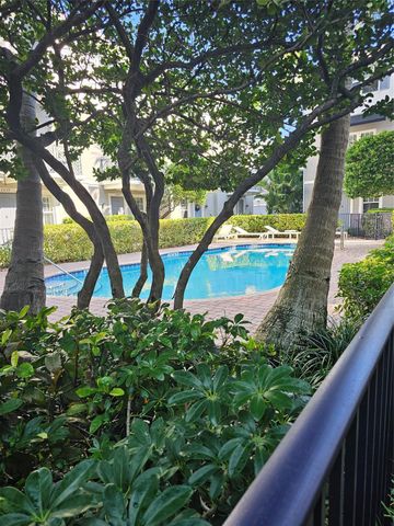 2309 NE 9th Ave 2309, Wilton Manors, FL 33305