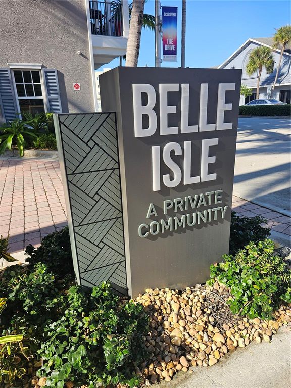 2309 NE 9th Ave 2309, Wilton Manors, FL 33305