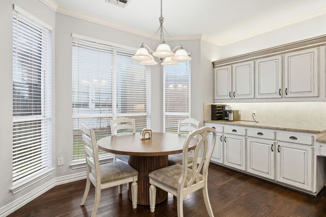 2115 Alto Avenue, Carrollton, TX 75007