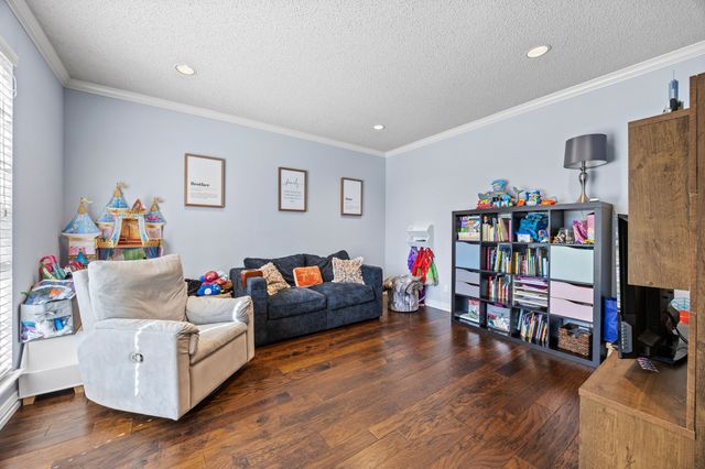 2115 Alto Avenue, Carrollton, TX 75007