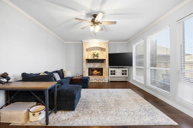 2115 Alto Avenue, Carrollton, TX 75007