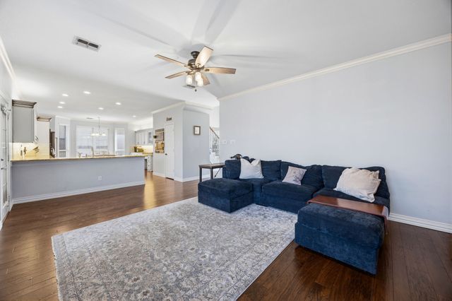 2115 Alto Avenue, Carrollton, TX 75007