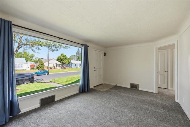 4728 N Cannon St, Spokane, WA 99205