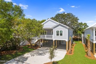 151 NE 33rd Street, Oak Island, NC 28465