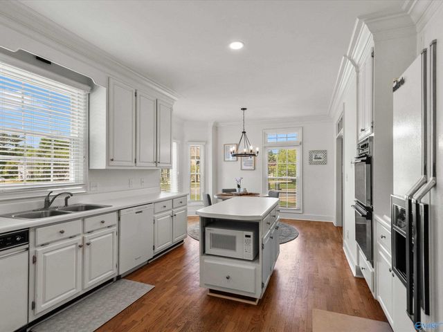 200 Briarwood Road, Athens, AL 35613