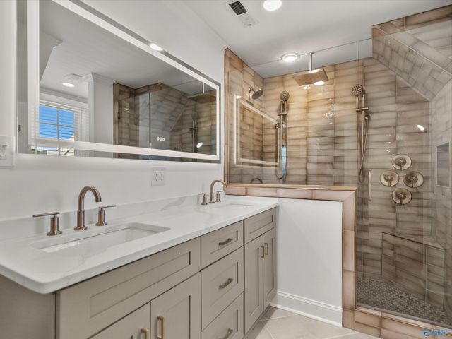 200 Briarwood Road, Athens, AL 35613