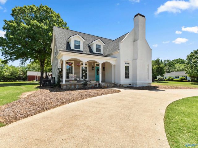200 Briarwood Road, Athens, AL 35613