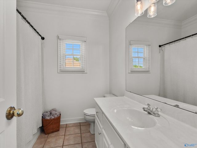 200 Briarwood Road, Athens, AL 35613