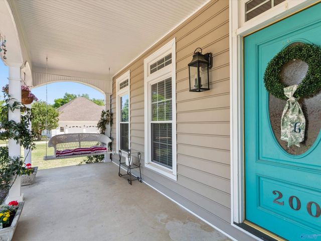 200 Briarwood Road, Athens, AL 35613
