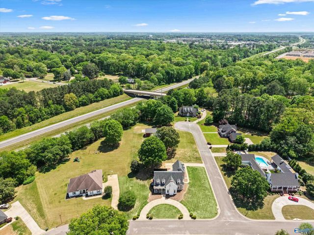 200 Briarwood Road, Athens, AL 35613