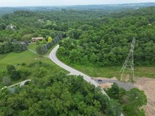 150 Whittengale Rd, North Fayette, PA 15071