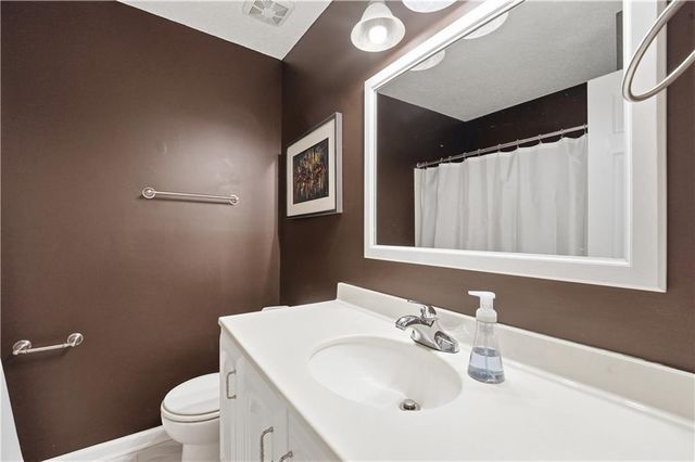 6493 Delta Avenue, Kansas City, MO 64151