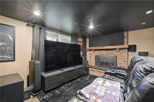 6493 Delta Avenue, Kansas City, MO 64151