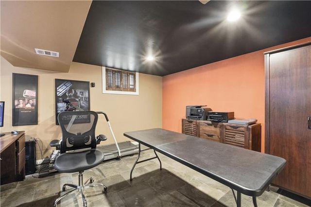 6493 Delta Avenue, Kansas City, MO 64151