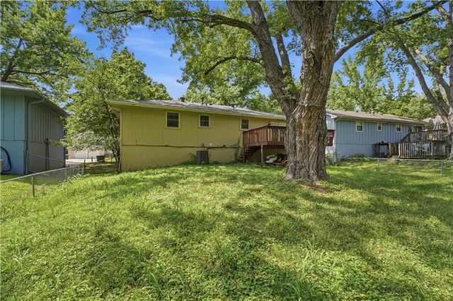 6493 Delta Avenue, Kansas City, MO 64151