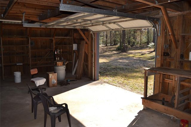 000 Central Drive, Coldspring, TX 77331