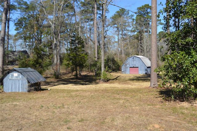 000 Central Drive, Coldspring, TX 77331