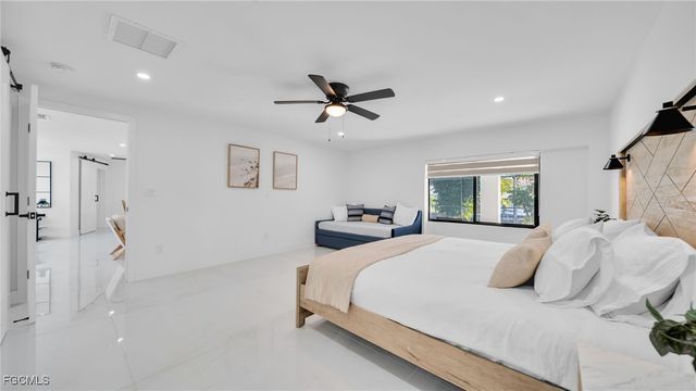 2851 SE 19th PL, Cape Coral, FL 33904