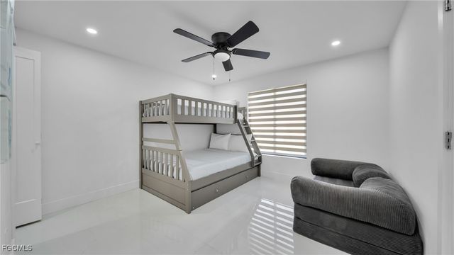 2851 SE 19th PL, Cape Coral, FL 33904