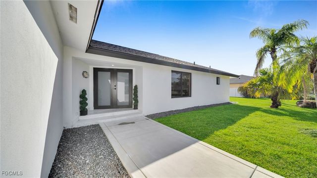 2851 SE 19th PL, Cape Coral, FL 33904