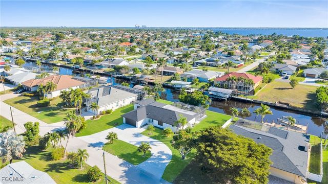 2851 SE 19th PL, Cape Coral, FL 33904