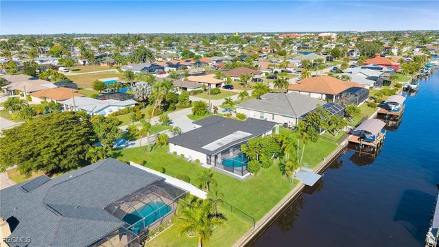 2851 SE 19th PL, Cape Coral, FL 33904