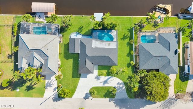 2851 SE 19th PL, Cape Coral, FL 33904