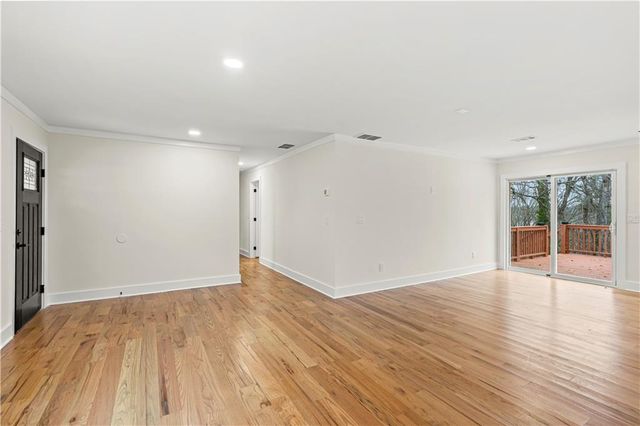 2210 Riverside Drive, Gainesville, GA 30501