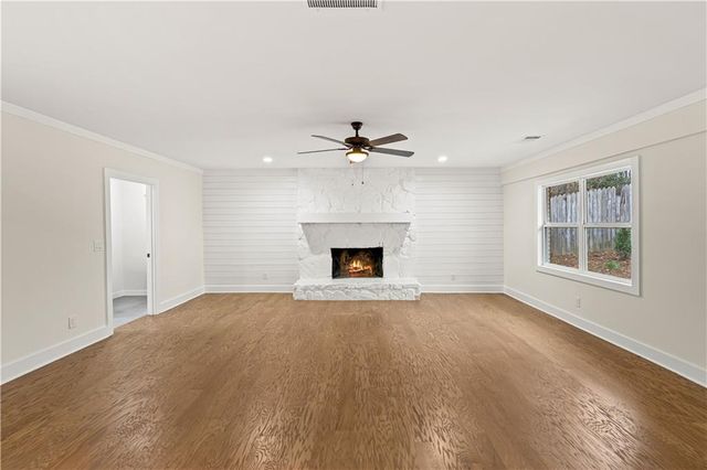 2210 Riverside Drive, Gainesville, GA 30501