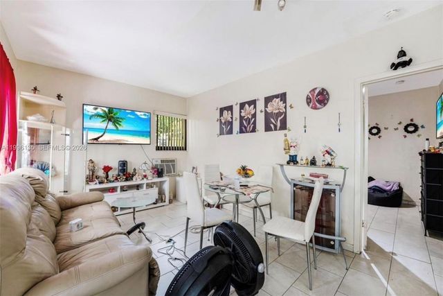 7625 NW 4th Ct, Miami, FL 33150