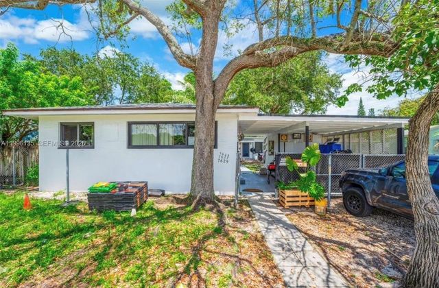7625 NW 4th Ct, Miami, FL 33150