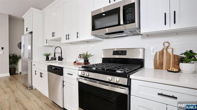 385 Passaic Avenue 2, Lodi, NJ 07644