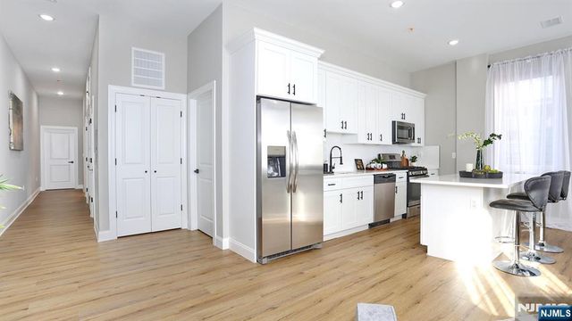 385 Passaic Avenue 2, Lodi, NJ 07644