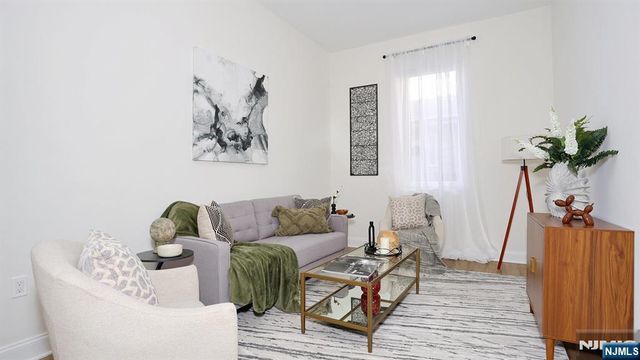 385 Passaic Avenue 2, Lodi, NJ 07644