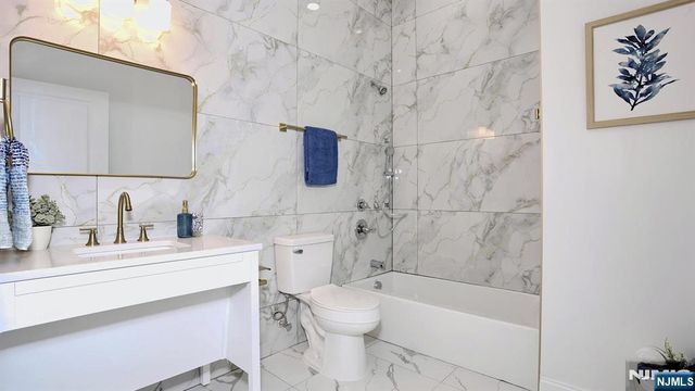 385 Passaic Avenue 2, Lodi, NJ 07644