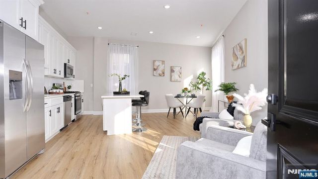 385 Passaic Avenue 2, Lodi, NJ 07644