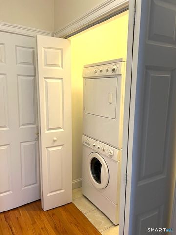 31 Riverview Drive 31, South Windsor, CT 06074