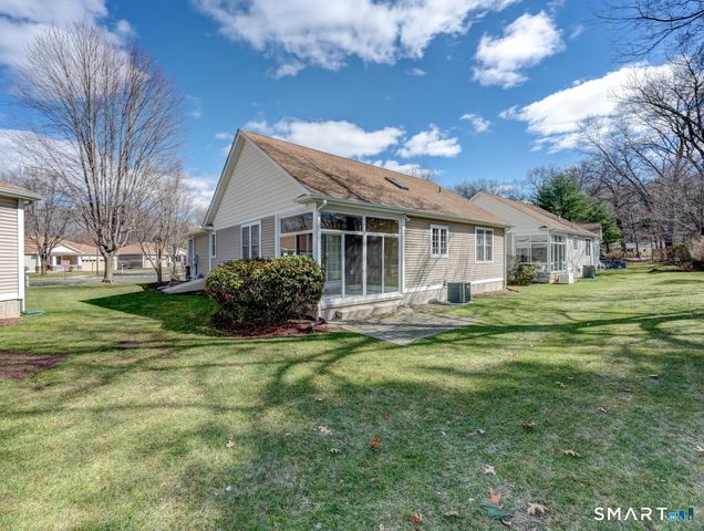 31 Riverview Drive 31, South Windsor, CT 06074