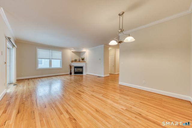 31 Riverview Drive 31, South Windsor, CT 06074