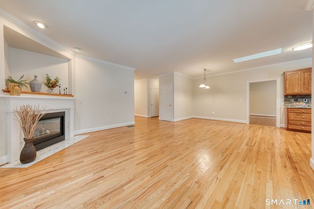 31 Riverview Drive 31, South Windsor, CT 06074