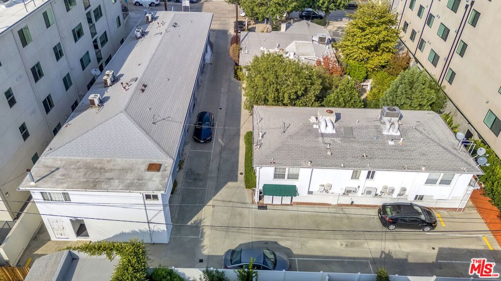 10814 Blix Street, North Hollywood, CA 91602 — photo 2